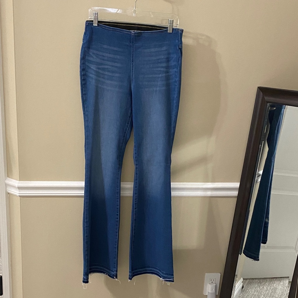 Elegant Blue Flare Jeans for Women